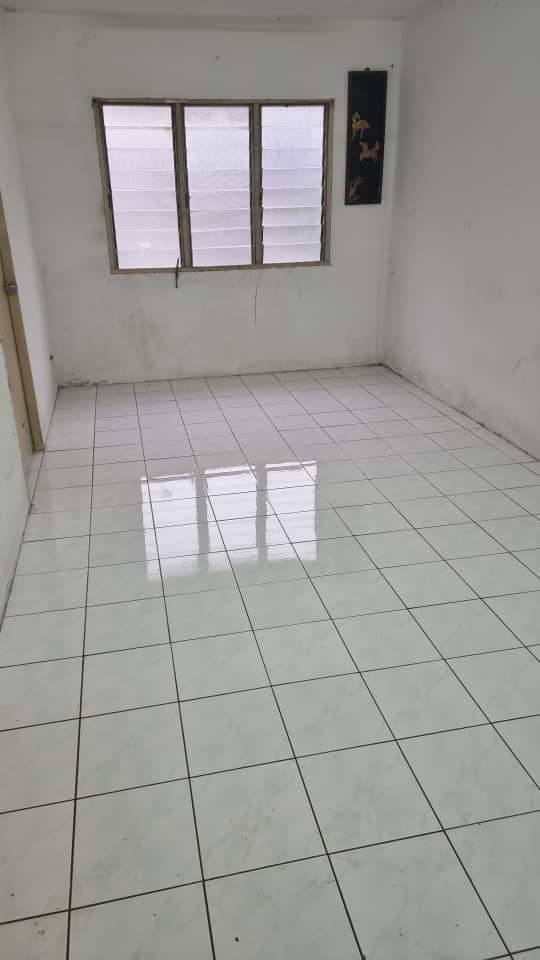 Apartment Teratai