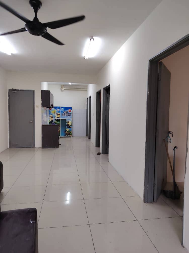 One Sierra Apartment