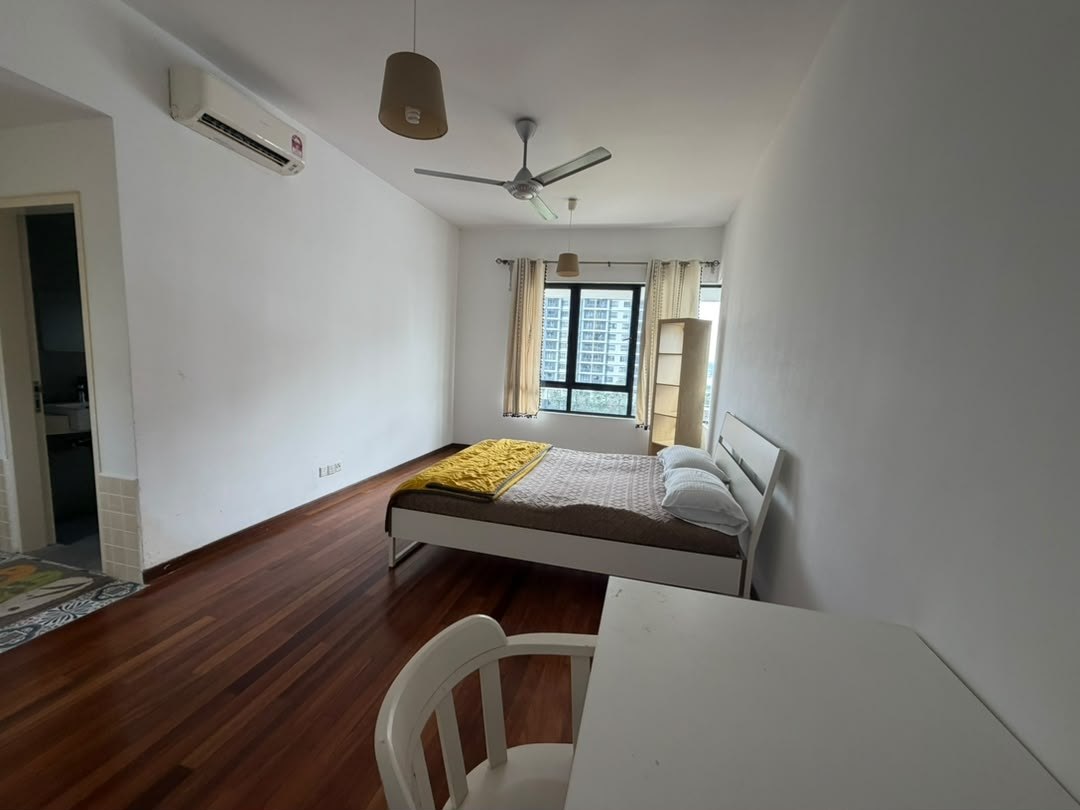 Renai Jelutong Residences