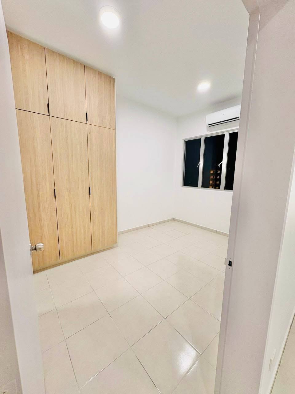 Residensi Adelia 4