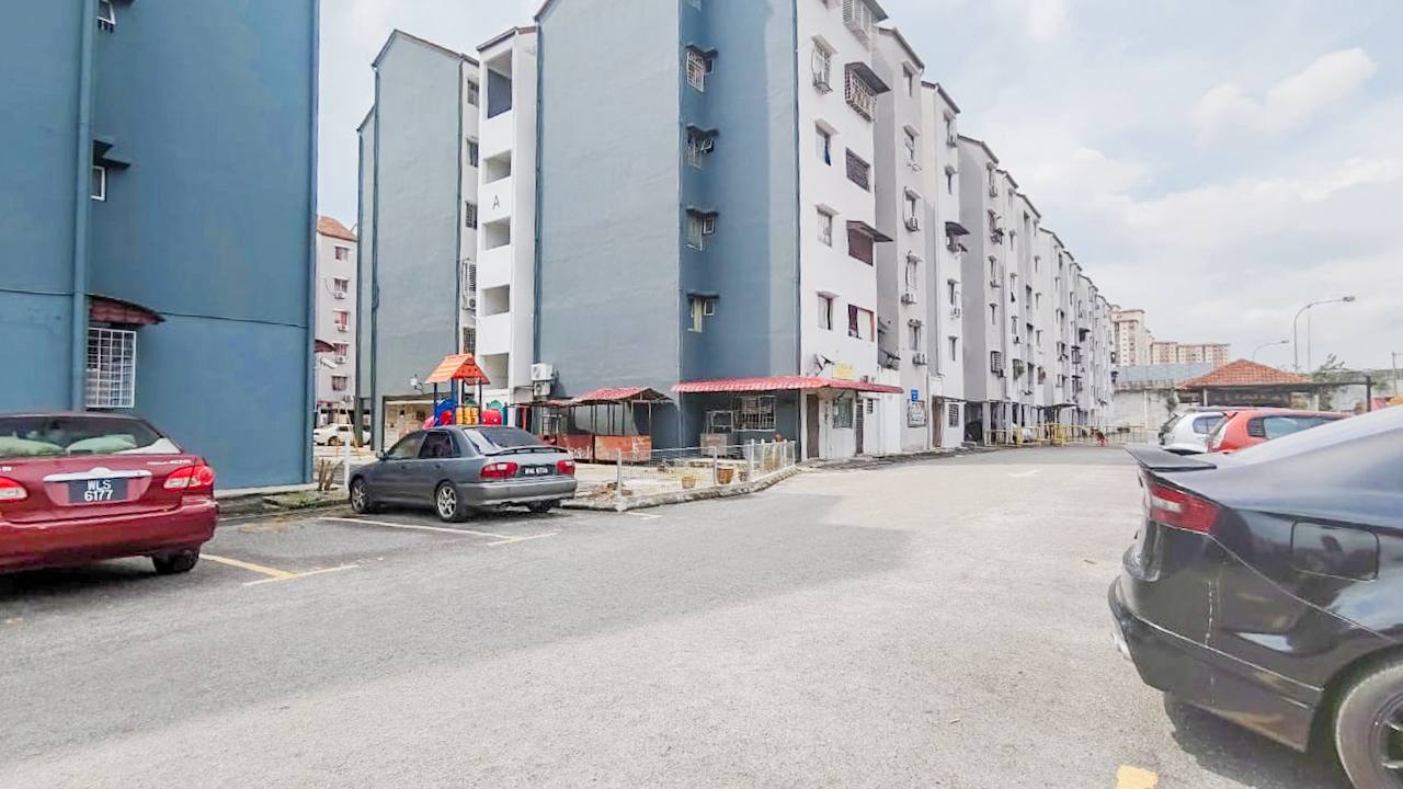 Sri Ros Apartment